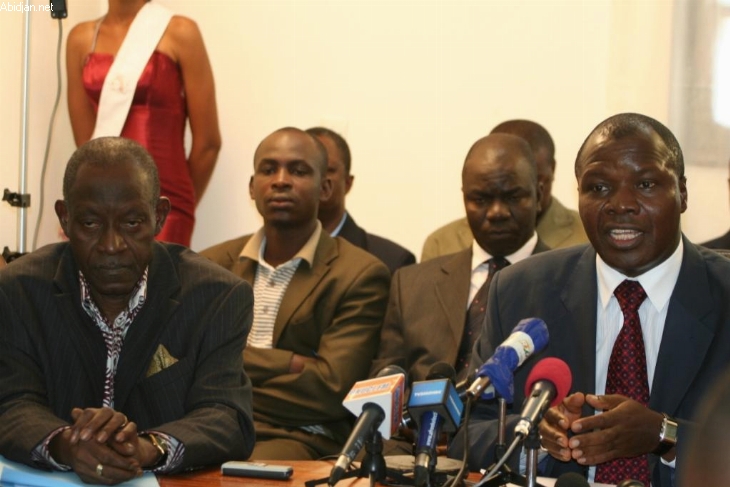 Mabri pêche dans la case verte